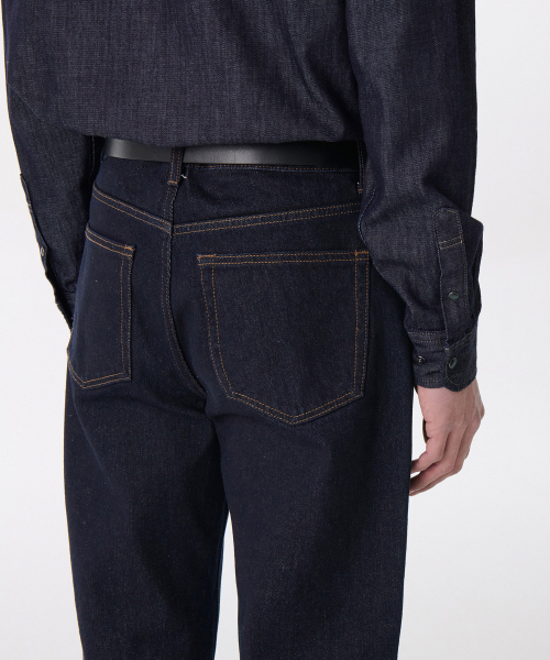 MUSINSA STANDARD（ムシンサスタンダード）の「フレアデニムパンツ [ディープインディゴ]（デニムパンツ・メンズ・その他・40/26/33/27/28/29/42/36/34/32/30/31/38）」の4枚目の写真