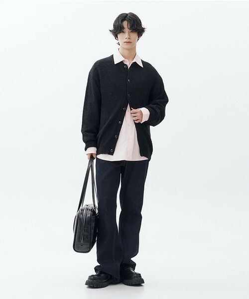 MUSINSA STANDARD（ムシンサスタンダード）の「フレアデニムパンツ [ディープインディゴ]（デニムパンツ・メンズ・その他・40/26/33/27/28/29/42/36/34/32/30/31/38）」の3枚目の写真