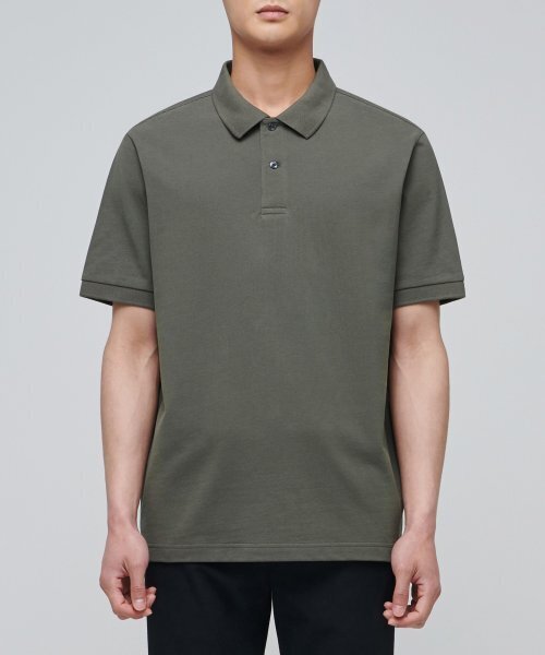 MUSINSA STANDARD(ムシンサスタンダード)の「ベーシックピケポロシャツ【ダスティカーキ】(ポロシャツ・メンズ・その他・XXX-LARGE/SMALL/MEDIUM/LARGE/X-LARGE/XX-LARGE)」の3枚目の写真