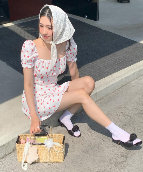 FLOWER PATTERN PUFF DRESS WHITE（ワンピース）｜YOUHEE（ユヒ）の