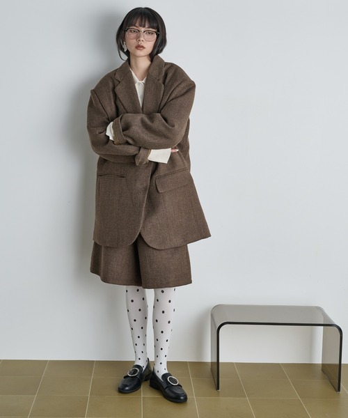 THE YOn(ザヨン)の「ヘリテージタックハーフパンツ(その他パンツ・レディース・グレー/ブラウン・M/S)」の2枚目の写真