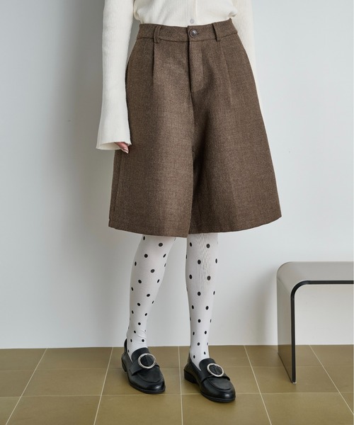 THE YOn(ザヨン)の「ヘリテージタックハーフパンツ(その他パンツ・レディース・グレー/ブラウン・M/S)」の22枚目の写真