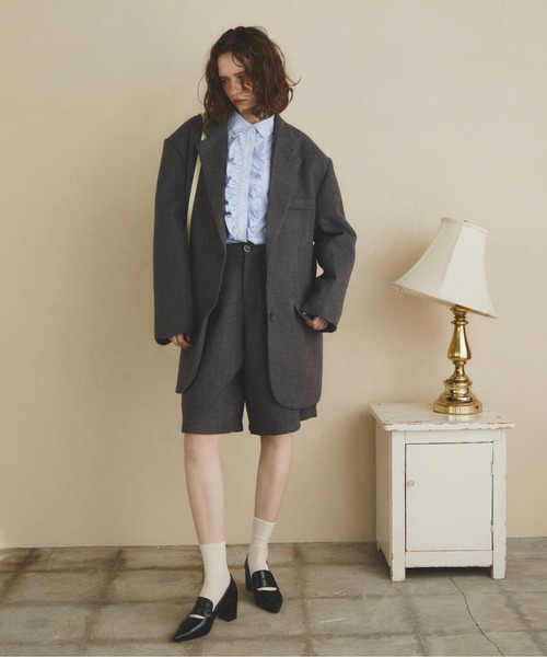 THE YOn(ザヨン)の「ヘリテージタックハーフパンツ(その他パンツ・レディース・グレー/ブラウン・M/S)」の18枚目の写真