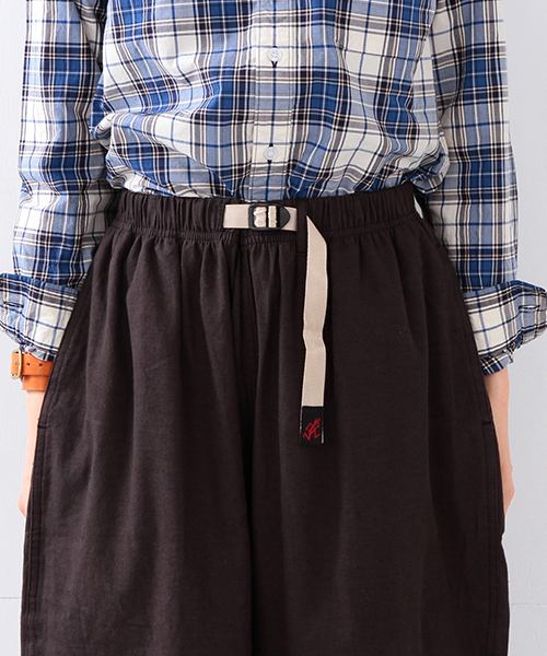 Gramicci(グラミチ)の「GRAMICCI / COTTON LINEN バルーンPANTS(その他パンツ・レディース・ベージュ/ネイビー・ONE SIZE)」の12枚目の写真