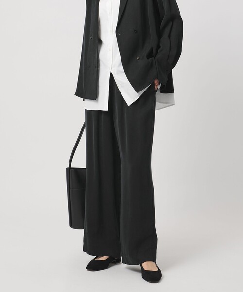 UNITED ARROWS(ユナイテッドアローズ)の「ドロスト イージーパンツ(その他パンツ・レディース・オフホワイト/ベージュ/ライム/ブラック・36/38/34)」の1枚目の写真