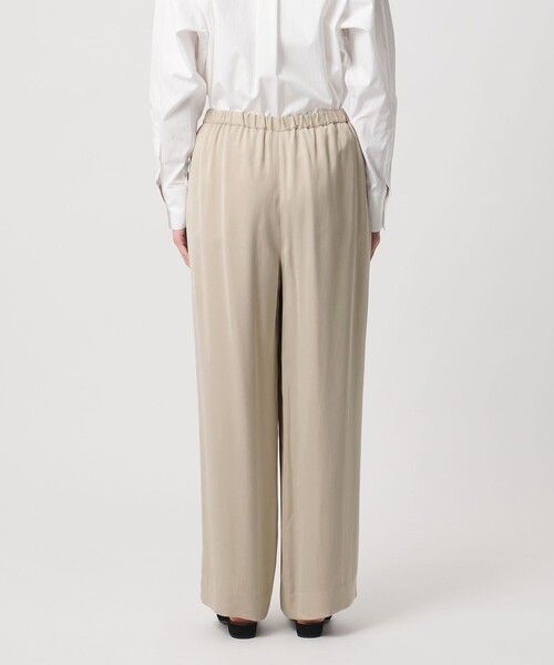 UNITED ARROWS(ユナイテッドアローズ)の「ドロスト イージーパンツ(その他パンツ・レディース・オフホワイト/ベージュ/ライム/ブラック・36/38/34)」の17枚目の写真