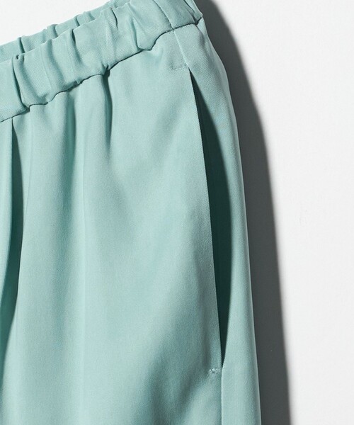 UNITED ARROWS(ユナイテッドアローズ)の「ドロスト イージーパンツ(その他パンツ・レディース・オフホワイト/ベージュ/ライム/ブラック・36/38/34)」の22枚目の写真