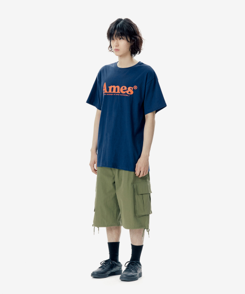 AMESWORLDWIDE（アメスワールドワイド）の「BASIC LOGO TEE NAVY（Tシャツ/カットソー・レディース・その他・SMALL/MEDIUM/LARGE）」の7枚目の写真