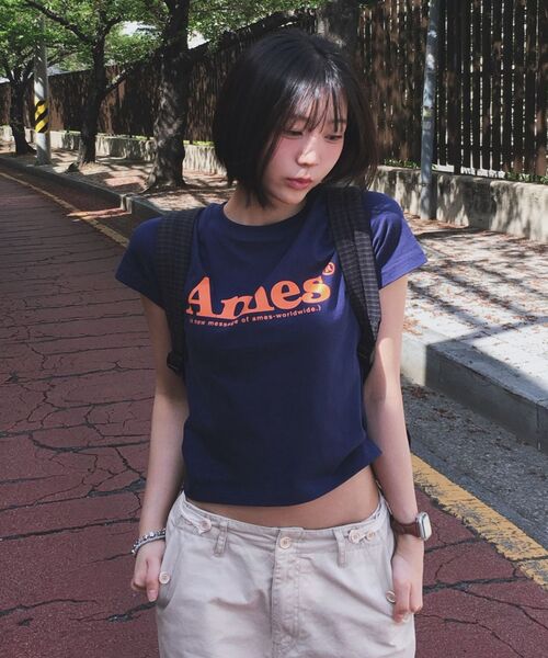 AMESWORLDWIDE(アメスワールドワイド)の「BASIC LOGO TEE NAVY(Tシャツ/カットソー・レディース・その他・SMALL/MEDIUM/LARGE)」の6枚目の写真