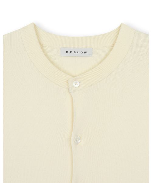 BESLOW（ビースロー）の「ファインニット ハーフスリーブカーディガン アイボリー（ニット/セーター・メンズ・その他・MEDIUM/LARGE/X-LARGE/SMALL）」の2枚目の写真