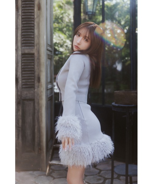 セール】Cuff Fur Knit Top & Hem Fur Mini Skirt（セットアップ