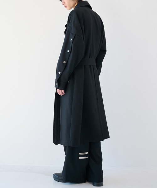 UJOH(ウジョー)の「【UJOH HOMME】別注 Motorcycle Coat(ダウンジャケット/コート・メンズ・ブラック/クリーム・5/4)」の8枚目の写真