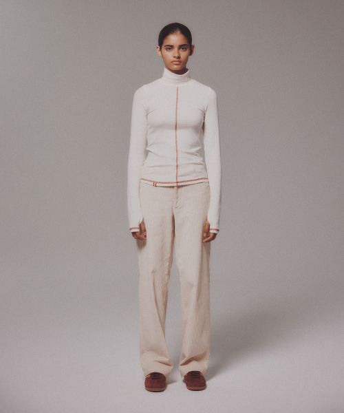 MENASOO(ミナス)の「Corduroy Straight Pants_Cream(その他パンツ・レディース・Cream・2/1)」の10枚目の写真