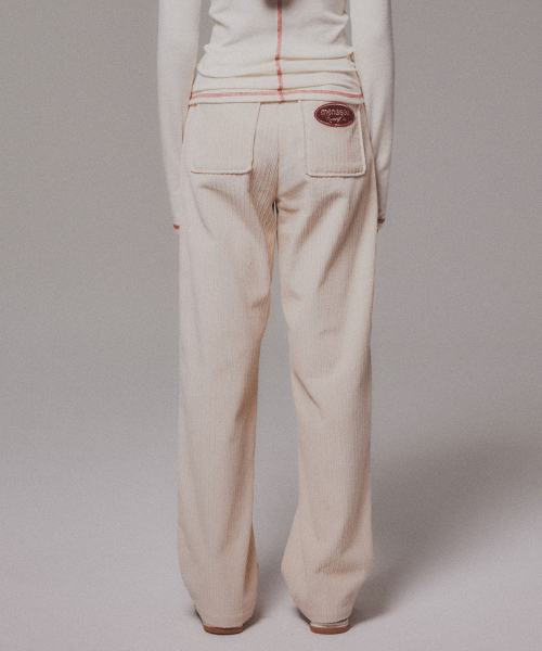 MENASOO(ミナス)の「Corduroy Straight Pants_Cream(その他パンツ・レディース・Cream・2/1)」の19枚目の写真