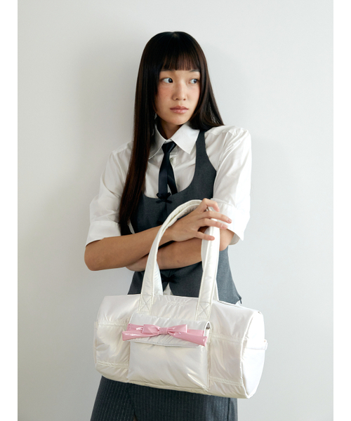 glossy ribbon duffle bag_white