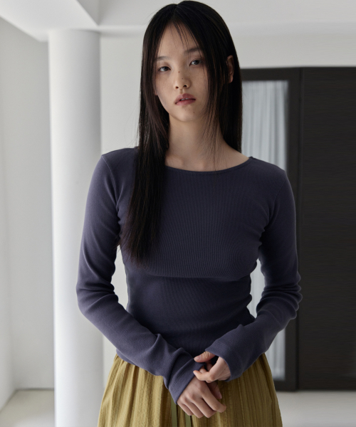 38COMEONCOMMON(38カモンコモン)の「Ribbed Boat-neck Slim T-Shirts (Dusty Navy)(Tシャツ/カットソー・レディース・その他・FREE)」の1枚目の写真