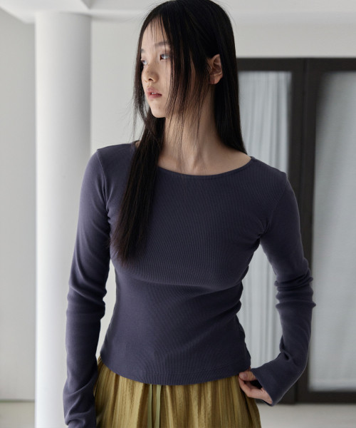 38COMEONCOMMON(38カモンコモン)の「Ribbed Boat-neck Slim T-Shirts (Dusty Navy)(Tシャツ/カットソー・レディース・その他・FREE)」の2枚目の写真