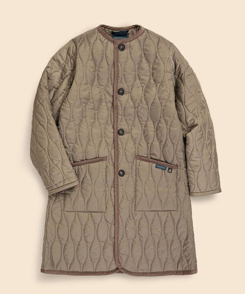 BROOKS BROTHERS(ブルックスブラザーズ)の「Brooks Brothers×LAVENHAM イブシャム キルティングノーカラーコート Made in UK(その他アウター・レディース・ブラウン/ダークネイビー・X-SMALL/SMALL/MEDIUM)」の2枚目の写真