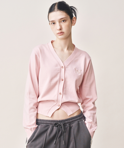 NICK&NICOLE(ニックアンドニコール)の「MINI BUTTERFLY SOFT V-CARDIGAN_PINK(カーディガン/ボレロ・レディース・その他・FREE)」の1枚目の写真