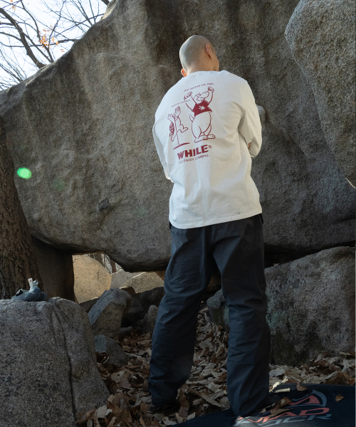 WHILE(ワイル)の「ジャストリッチロングスリーブTシャツ(IVORY RED)(Tシャツ/カットソー・レディース・その他・MEDIUM/LARGE/X-LARGE)」の5枚目の写真