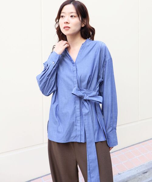 le.coeur blanc（ルクールブラン）の「ボウタイダンガリーシャツ（シャツ/ブラウス・レディース・ネイビー/ブラック・38）」の8枚目の写真