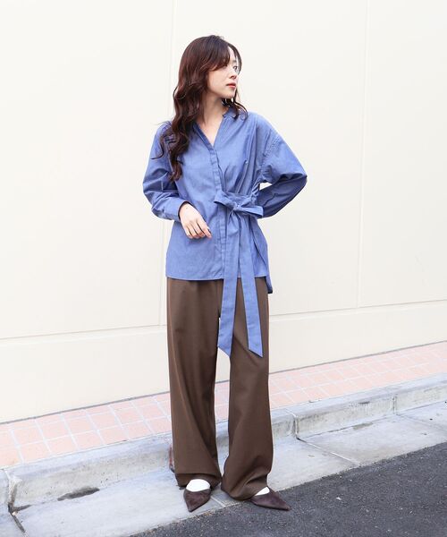 le.coeur blanc（ルクールブラン）の「ボウタイダンガリーシャツ（シャツ/ブラウス・レディース・ネイビー/ブラック・38）」の14枚目の写真