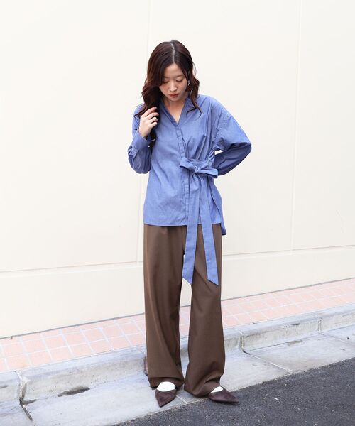 le.coeur blanc（ルクールブラン）の「ボウタイダンガリーシャツ（シャツ/ブラウス・レディース・ネイビー/ブラック・38）」の15枚目の写真