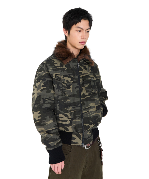 セール】Studded High Neck Fur Jacket (Camo)（MA-1）｜AAKAM
