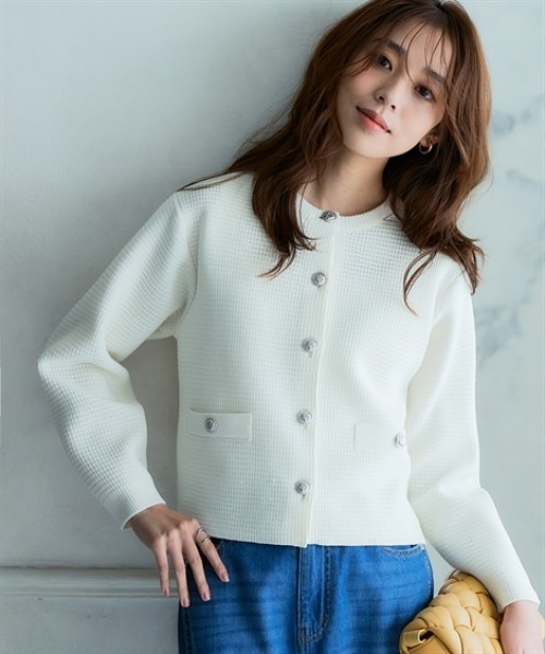 nissen（ニッセン）の「スポンジヤーン ツイード調ニットカーディガン（ハンガー干し）＜大きいサイズ有＞（カーディガン/ボレロ・レディース・ブラック/ライトグレー/オフホワイト・LL/L/M/S/3L）」の2枚目の写真