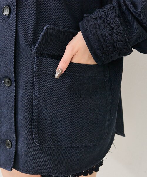 mystic（ミスティック）の「裾レースツイルジャケット（ブルゾン・レディース・ネイビー/オフホワイト・FREE）」の4枚目の写真