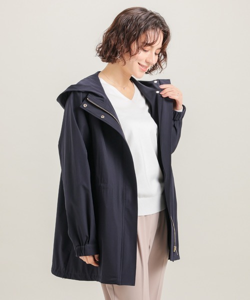 GLACIER lusso(グラシアルッソ)の「【非フッ素撥水加工・UVカット】撥水加工フードブルゾン(ブルゾン・レディース・ライトグレー系/ネイビー/ライトベージュ・L/LL/M/S)」の7枚目の写真