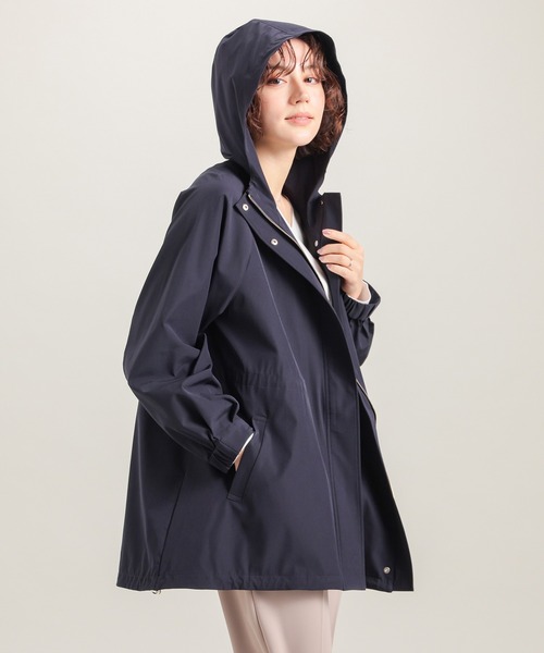 GLACIER lusso(グラシアルッソ)の「【非フッ素撥水加工・UVカット】撥水加工フードブルゾン(ブルゾン・レディース・ライトグレー系/ネイビー/ライトベージュ・L/LL/M/S)」の9枚目の写真