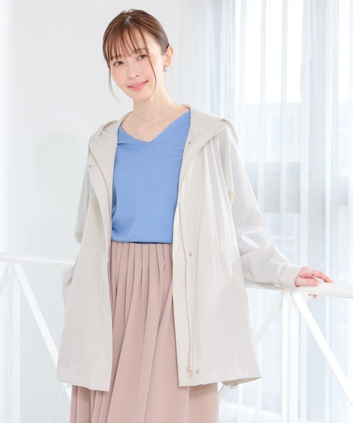 GLACIER lusso(グラシアルッソ)の「【非フッ素撥水加工・UVカット】撥水加工フードブルゾン(ブルゾン・レディース・ライトグレー系/ネイビー/ライトベージュ・L/LL/M/S)」の13枚目の写真
