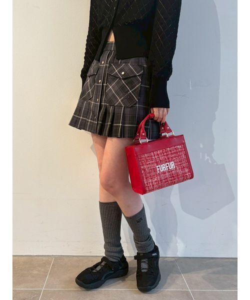 FURFUR（ファーファー）の「チェック柄プリーツミニスカート（スカート・レディース・ブラック/ライトブルー/ベージュ・F）」の4枚目の写真