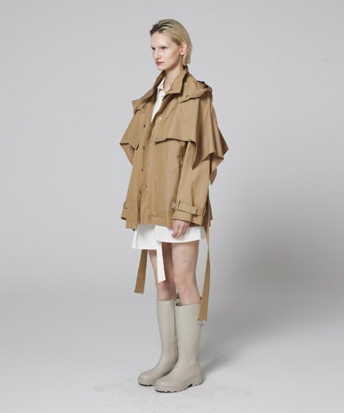 MMAM(ムアム)の「Short trench coat(トレンチコート・レディース・ベージュ・FREE)」の3枚目の写真