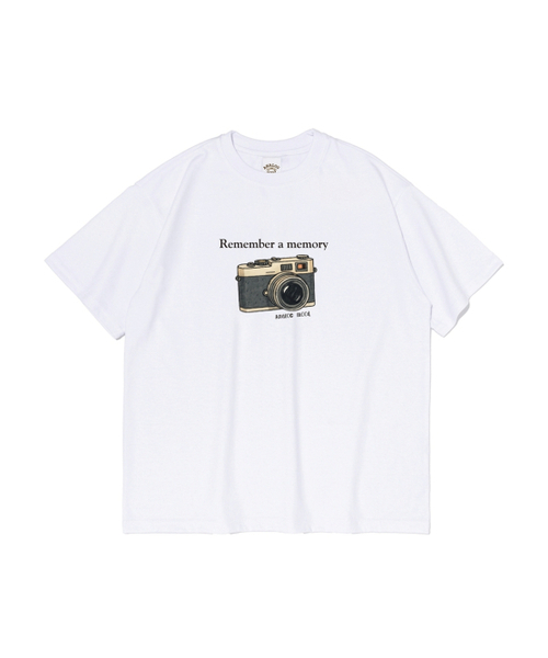 ANALOG MOOD(アナログムード)の「メモリーカメラ 半袖Tシャツ (ホワイト)(Tシャツ/カットソー・レディース・その他・S/XL/M/L/2XL)」の1枚目の写真