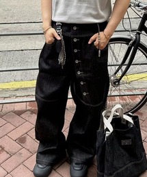 ルーズシルエットアシンメトリーボタンデニムパンツ