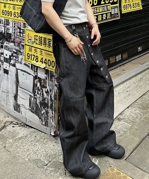 Ressaca（レサーカ）の「ルーズシルエットアシンメトリーボタンデニムパンツ（デニムパンツ・メンズ・インディゴブルー・L/M/XL）」の9枚目の写真