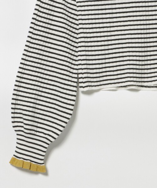 BEAMS HEART（ビームスハート）の「配色ラメフリル ニット プルオーバー（ニット/セーター・レディース・ネイビー/ブラック/オフホワイト・FREE）」の11枚目の写真