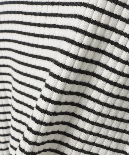 BEAMS HEART（ビームスハート）の「配色ラメフリル ニット プルオーバー（ニット/セーター・レディース・ネイビー/ブラック/オフホワイト・FREE）」の13枚目の写真