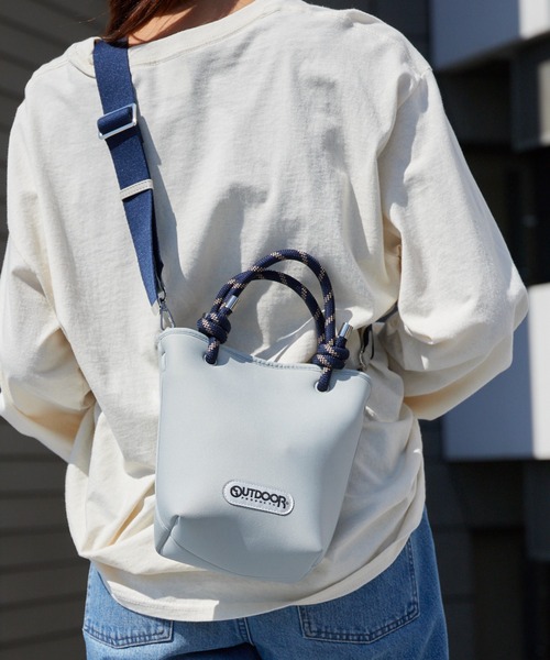 OUTDOOR PRODUCTS(アウトドアプロダクツ)の「OUTDOOR PRODUCTS/アウトドアプロダクツ NEOPRENE TOTE ロープハンドル トートバッグ 調整可能 秋 秋服 2026年秋冬(ショルダーバッグ・レディース・ブラック/グレー/アイボリー・FREE)」の17枚目の写真