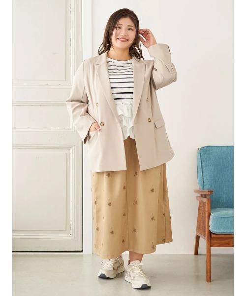 Re-J&SUPURE（リジェイアンドスプル）の「【大きいサイズ】【Sasaki Mikiコラボ】3段フリルトップス（Tシャツ/カットソー・レディース・A/グレー・XX-LARGE/XXXX-LARGE/XXX-LARGE）」の14枚目の写真