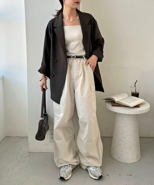 DISCOAT（ディスコート）の「【Enlude】Dカン付きワイドカーゴパンツ《ユニセックス》（カーゴパンツ・レディース・アイボリー/カーキ・SMALL/MEDIUM/LARGE）」の17枚目の写真