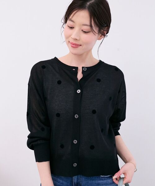le.coeur blanc(ルクールブラン)の「シアードットフロッキークルーカーデ(カーディガン/ボレロ・レディース・ベージュ系その他2/ブラック系その他・38)」の4枚目の写真