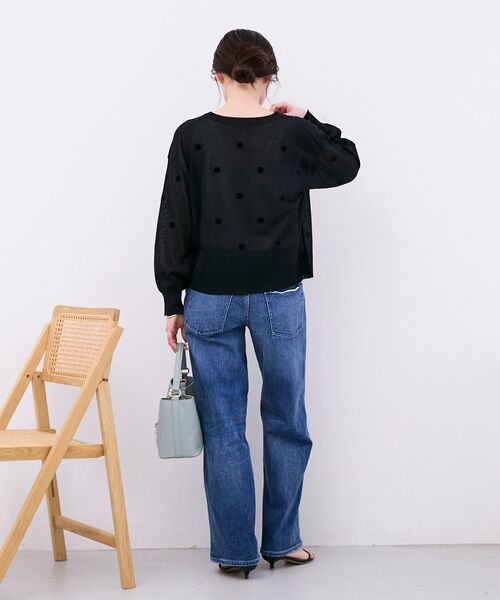 le.coeur blanc(ルクールブラン)の「シアードットフロッキークルーカーデ(カーディガン/ボレロ・レディース・ベージュ系その他2/ブラック系その他・38)」の8枚目の写真