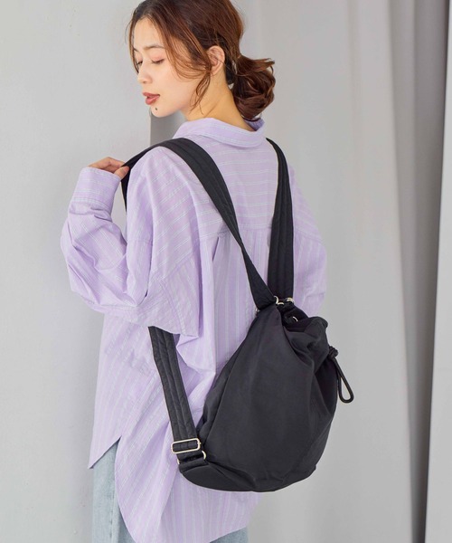 studio CLIP(スタディオクリップ)の「チャーム付きマルチWAYBAG(トートバッグ・レディース・ブラック/カーキ・FREE)」の9枚目の写真