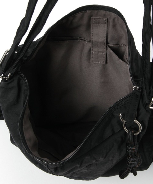 studio CLIP(スタディオクリップ)の「チャーム付きマルチWAYBAG(トートバッグ・レディース・ブラック/カーキ・FREE)」の17枚目の写真