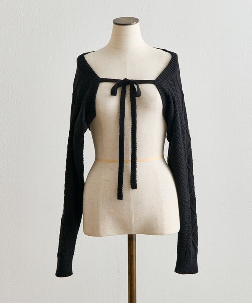 OLIVE des OLIVE（オリーブデオリーブ）の「【Belle Charme】Cable Knit Short Bolero（カーディガン/ボレロ・レディース・ブラック/オフホワイト/ブラウン・FREE）」の12枚目の写真
