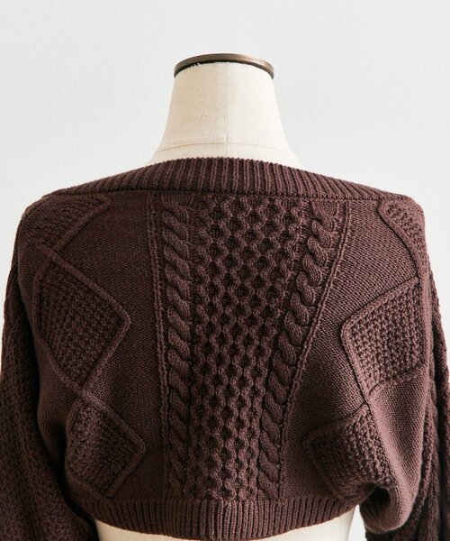 OLIVE des OLIVE（オリーブデオリーブ）の「【Belle Charme】Cable Knit Short Bolero（カーディガン/ボレロ・レディース・ブラック/オフホワイト/ブラウン・FREE）」の18枚目の写真