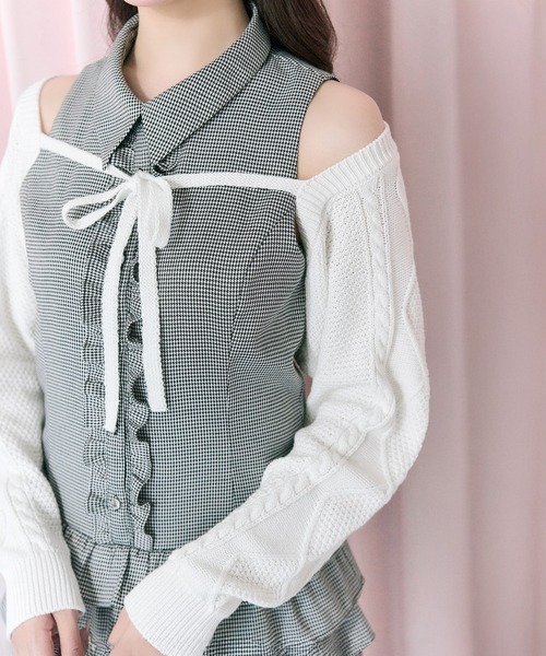 OLIVE des OLIVE（オリーブデオリーブ）の「【Belle Charme】Cable Knit Short Bolero（カーディガン/ボレロ・レディース・ブラック/オフホワイト/ブラウン・FREE）」の5枚目の写真